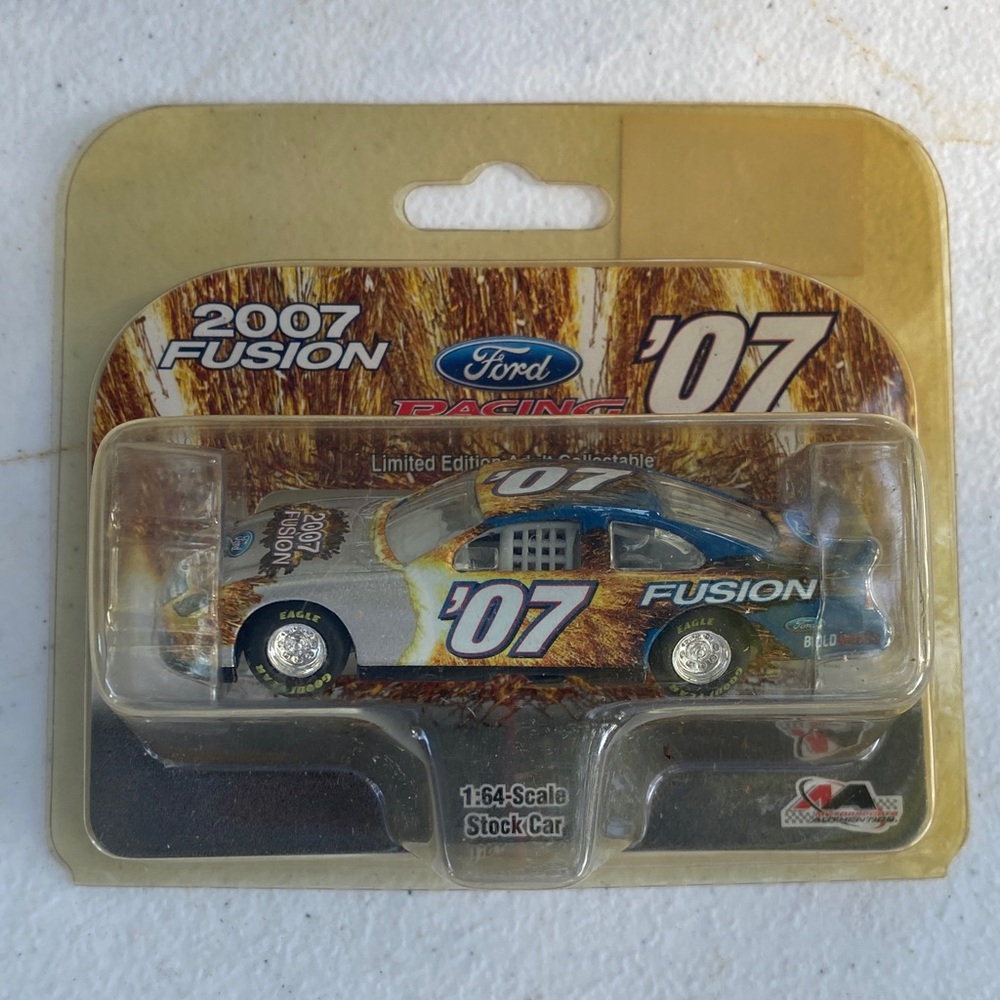 NIB Ford 2007 Fusion